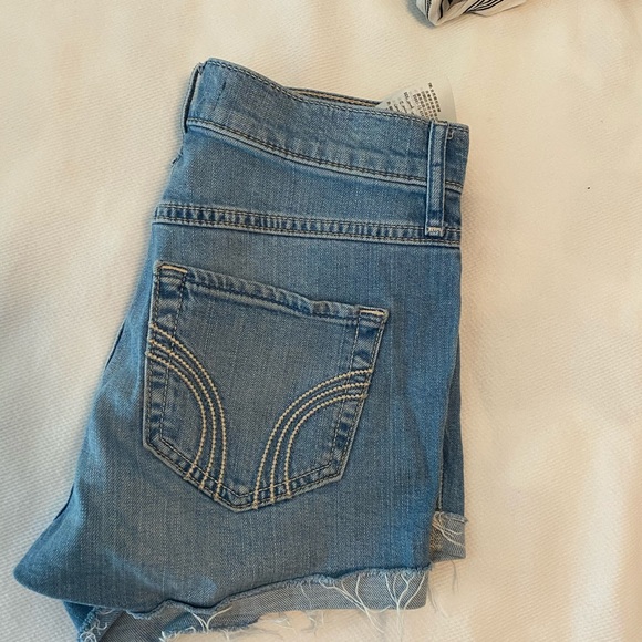 High rise shorts - Picture 3 of 3